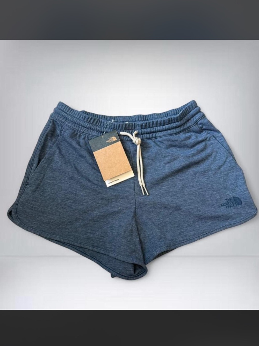 New with tags North Face Women's Blue Athletic Hiking Running Shorts size small